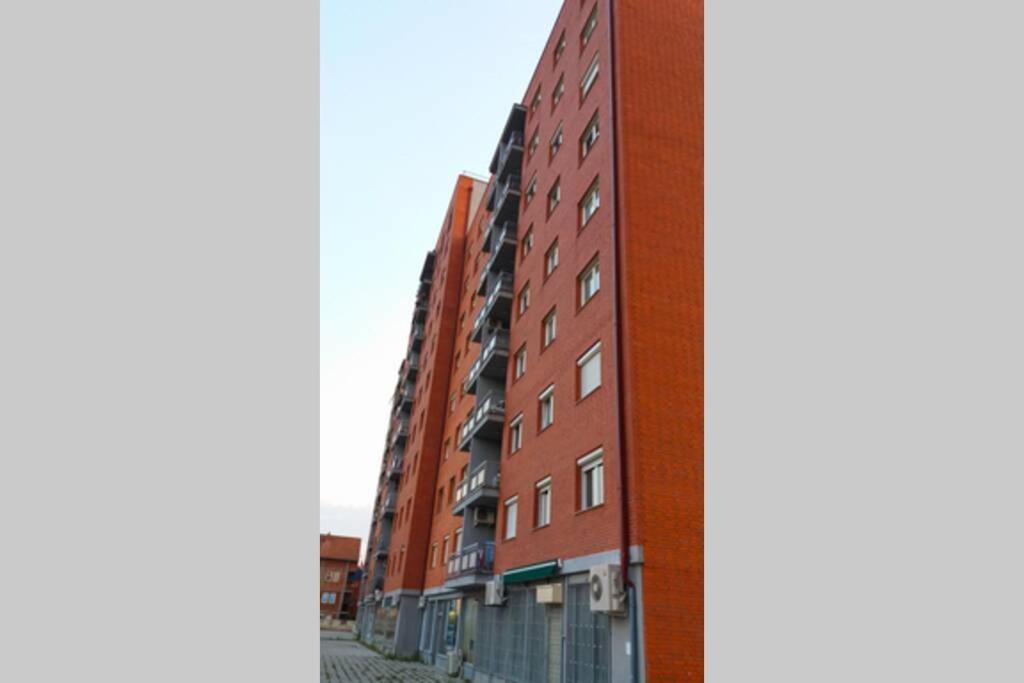 Apartment 13C Приштина Екстер'єр фото